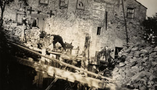 Tail race shuttering