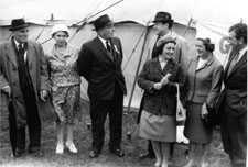 1963
